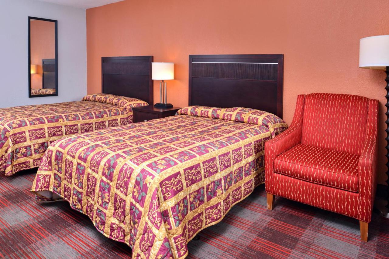 Americas Best Value Inn Richmond South Bellwood Екстериор снимка