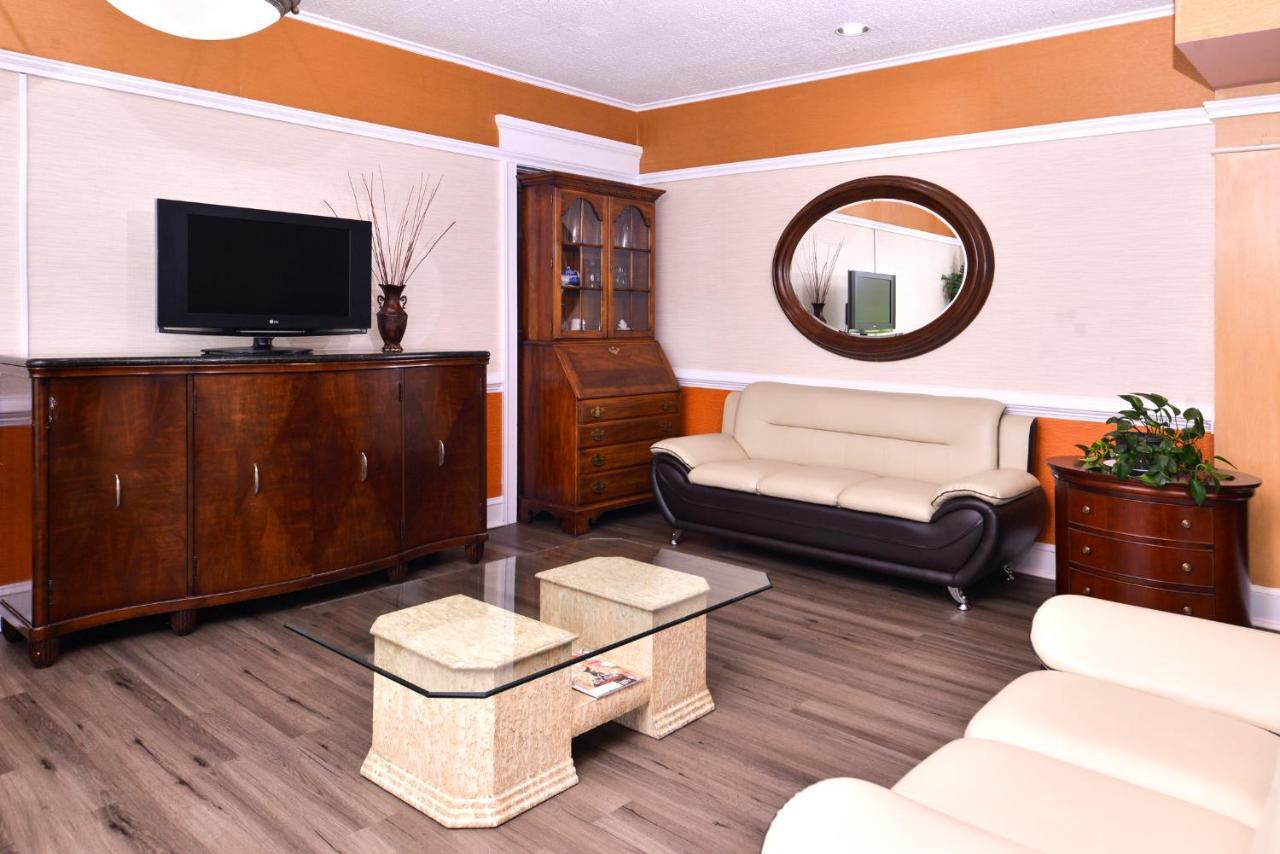 Americas Best Value Inn Richmond South Bellwood Екстериор снимка